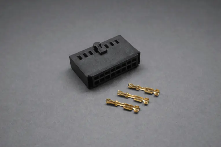 Anschluss-Stecker Sets für unsere Nadelprüfadapter